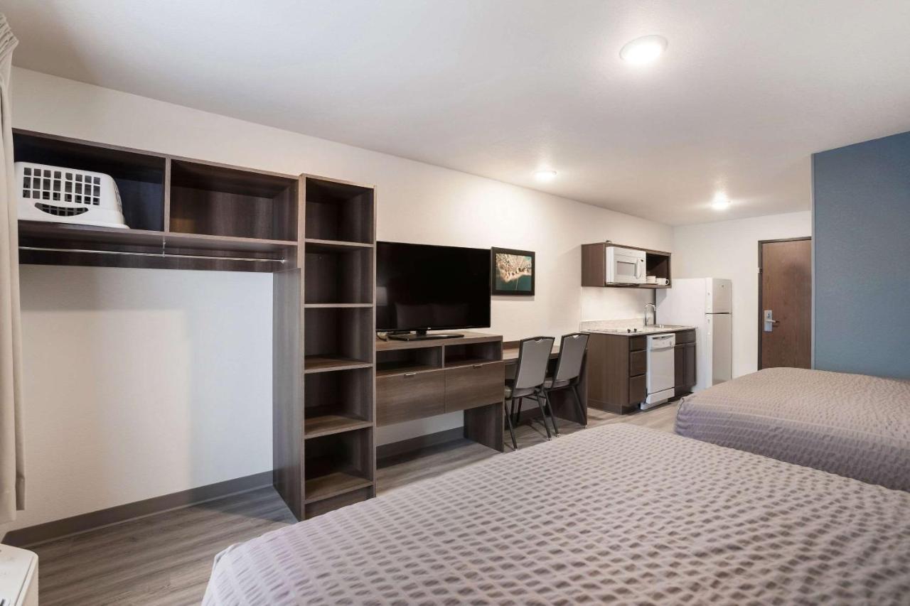 Woodspring Suites Detroit Madison Heights Exteriör bild