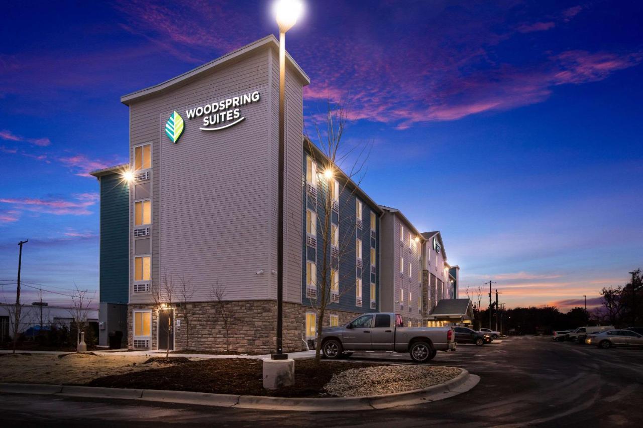 Woodspring Suites Detroit Madison Heights Exteriör bild